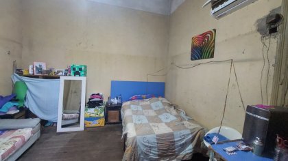 Oportunidad local + vivienda en el fondo