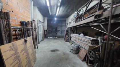 Oportunidad local + vivienda en el fondo