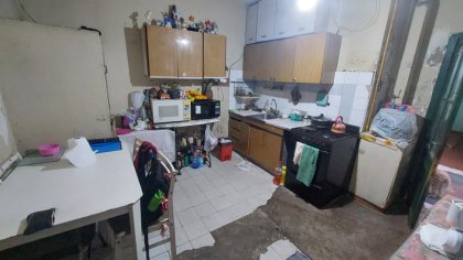 Oportunidad local + vivienda en el fondo
