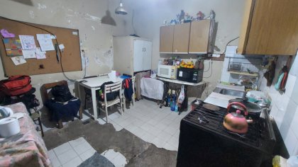 Oportunidad local + vivienda en el fondo